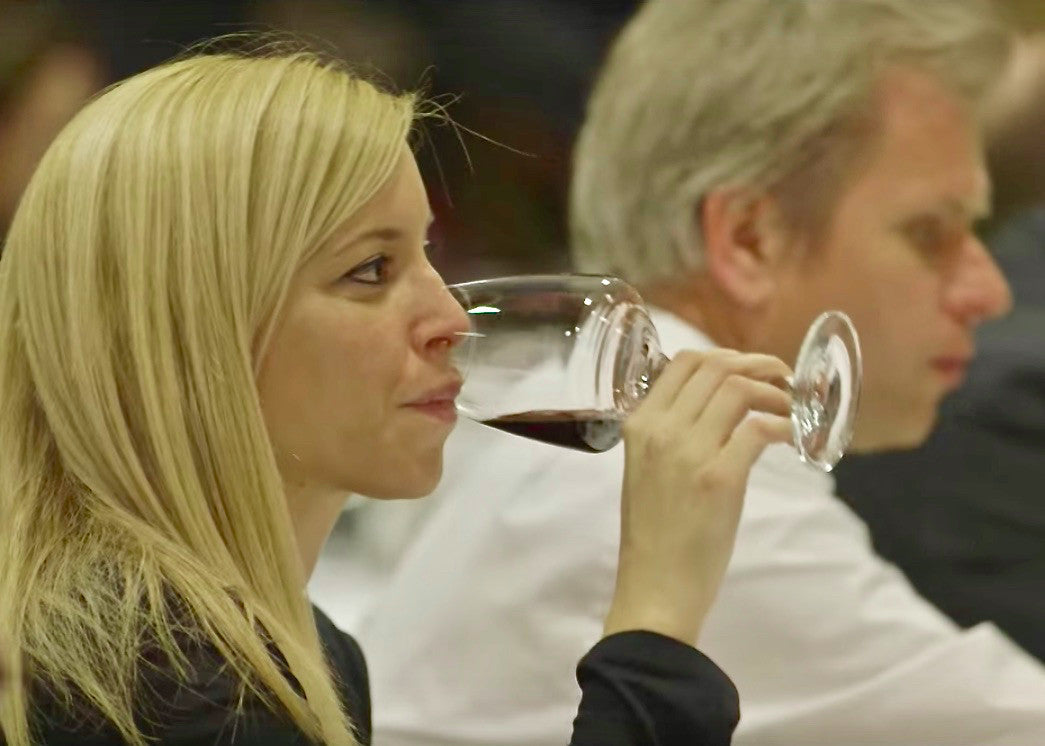 Esperienze - revolutionary design in Wine Glass
