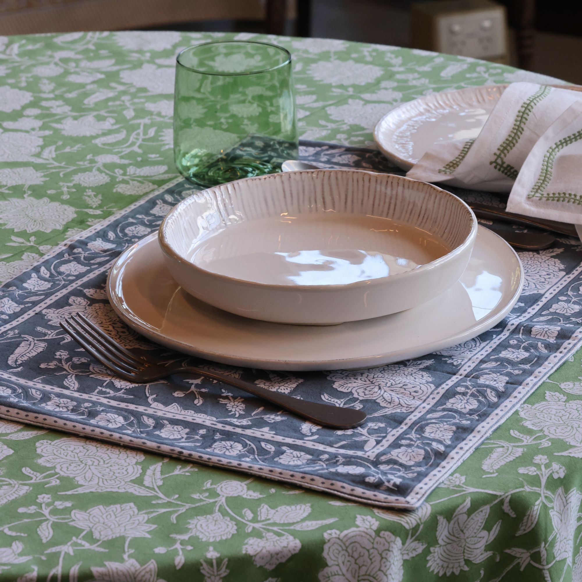 Cotton Reversible Placemat Indian Rose