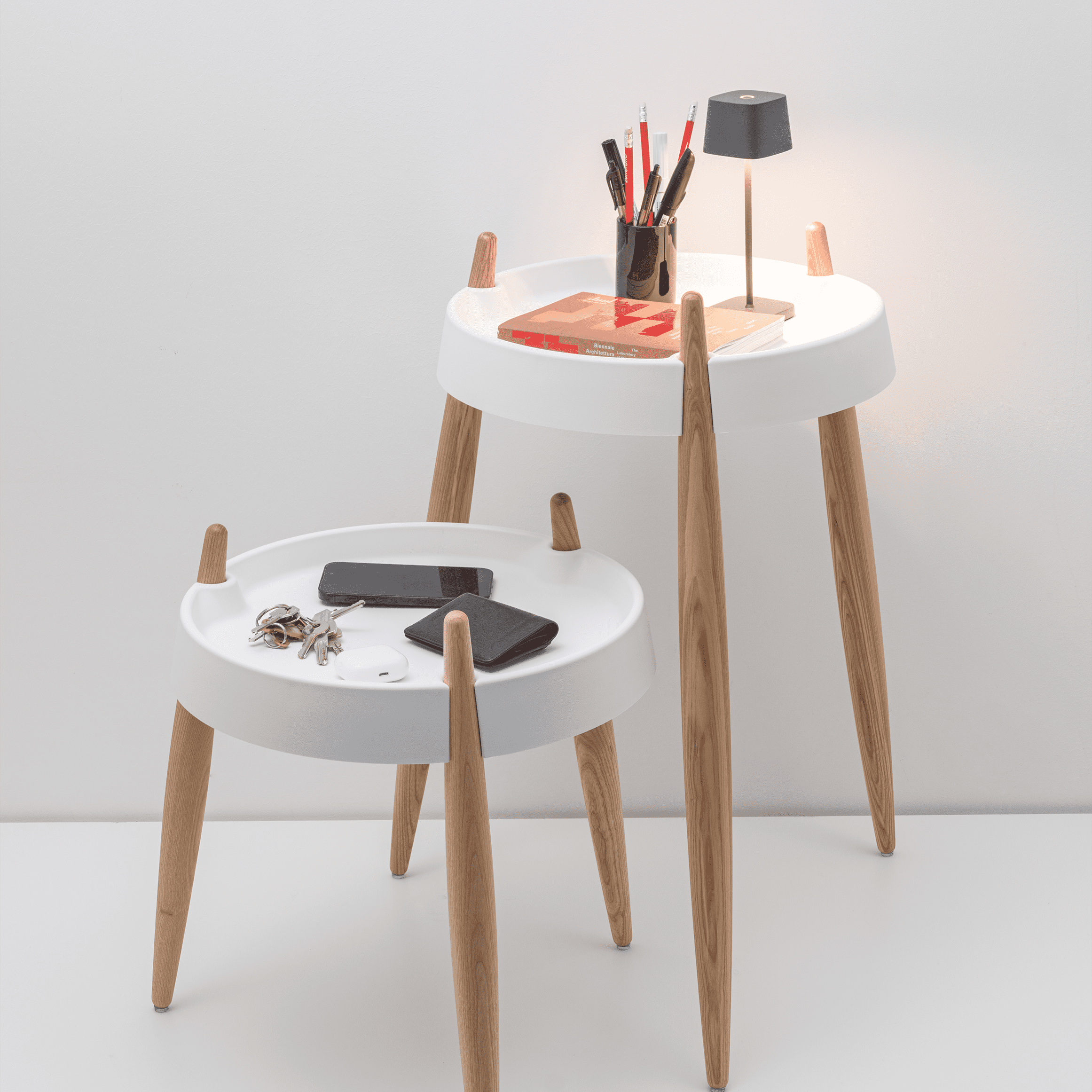 Zafferano_LFS_Liola_White-wood_objet-lamp.png