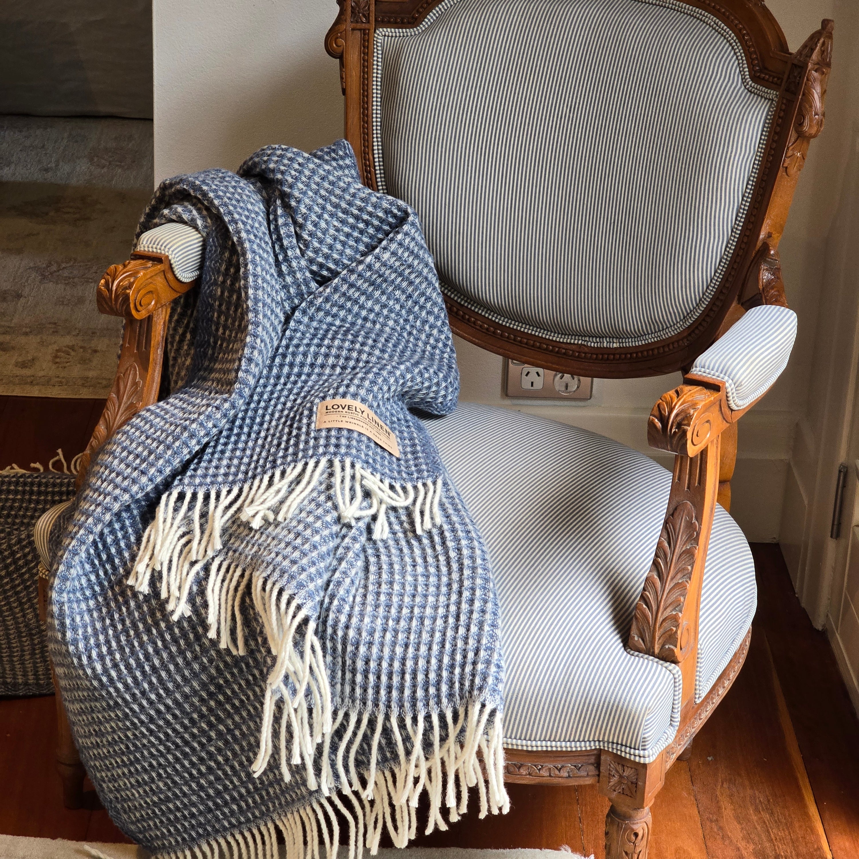 Waffle Pure Wool Fringed Throw