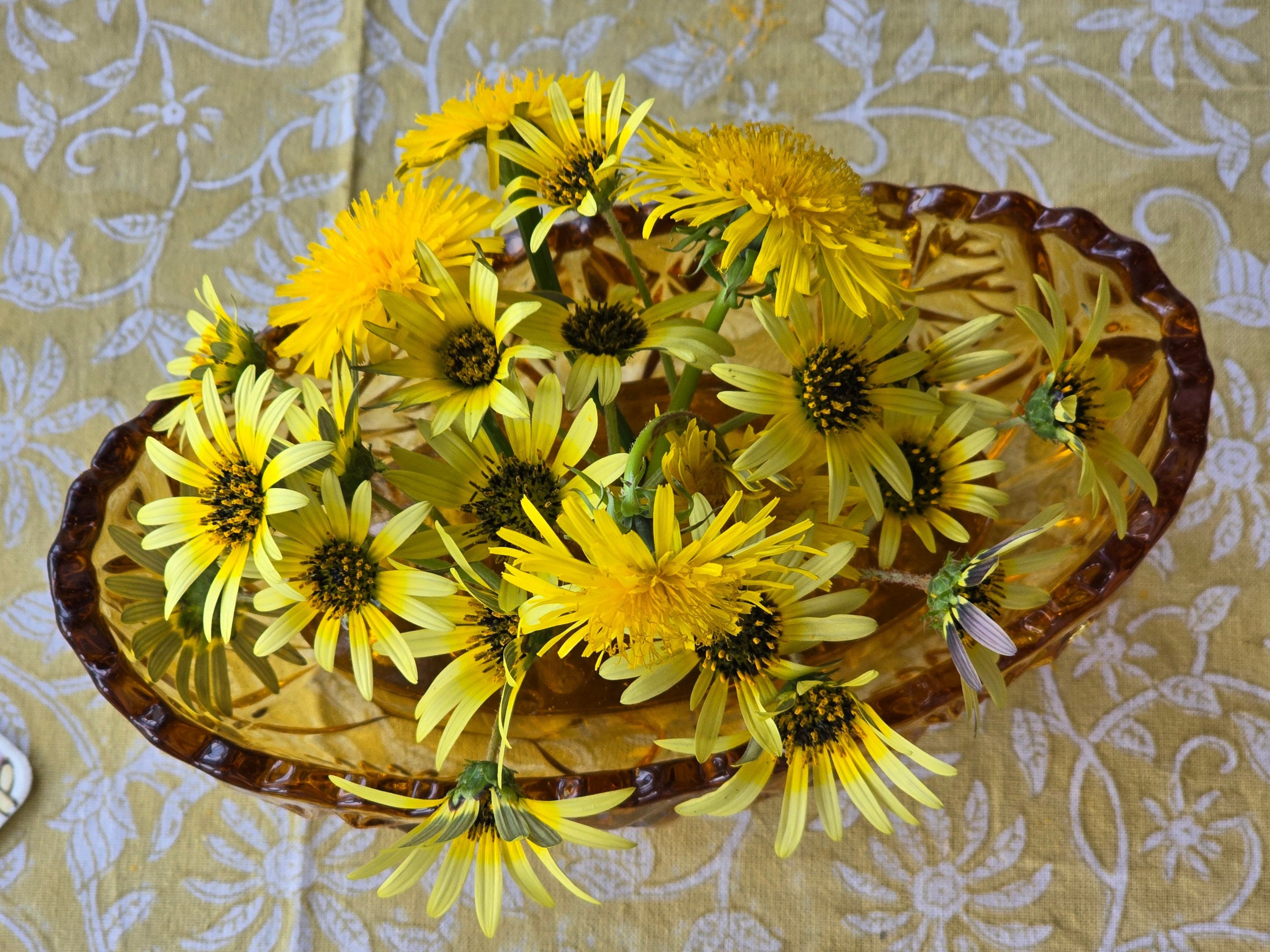 Vintage Amber Glass Flower Bowl with Frog