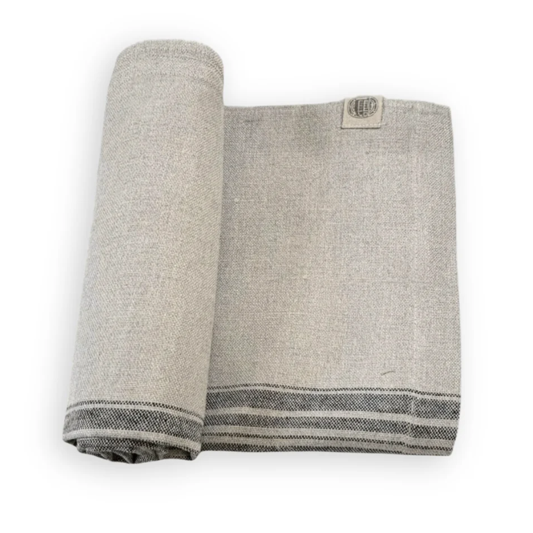 Heritage Linen Runner