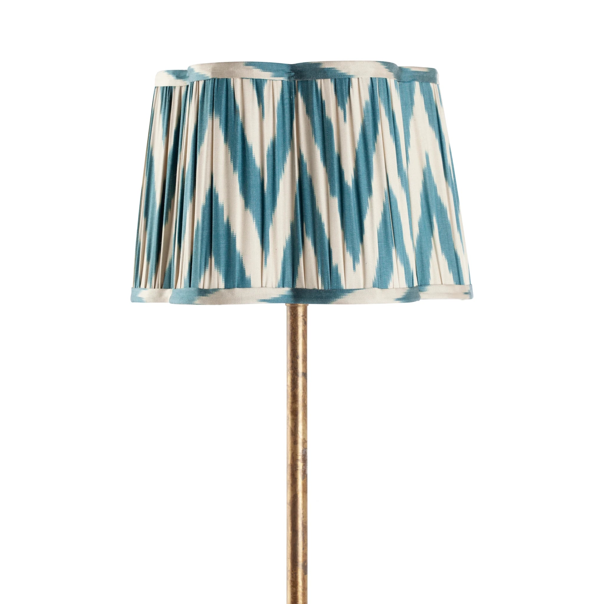 CA3383SilkIkatLamp.webp