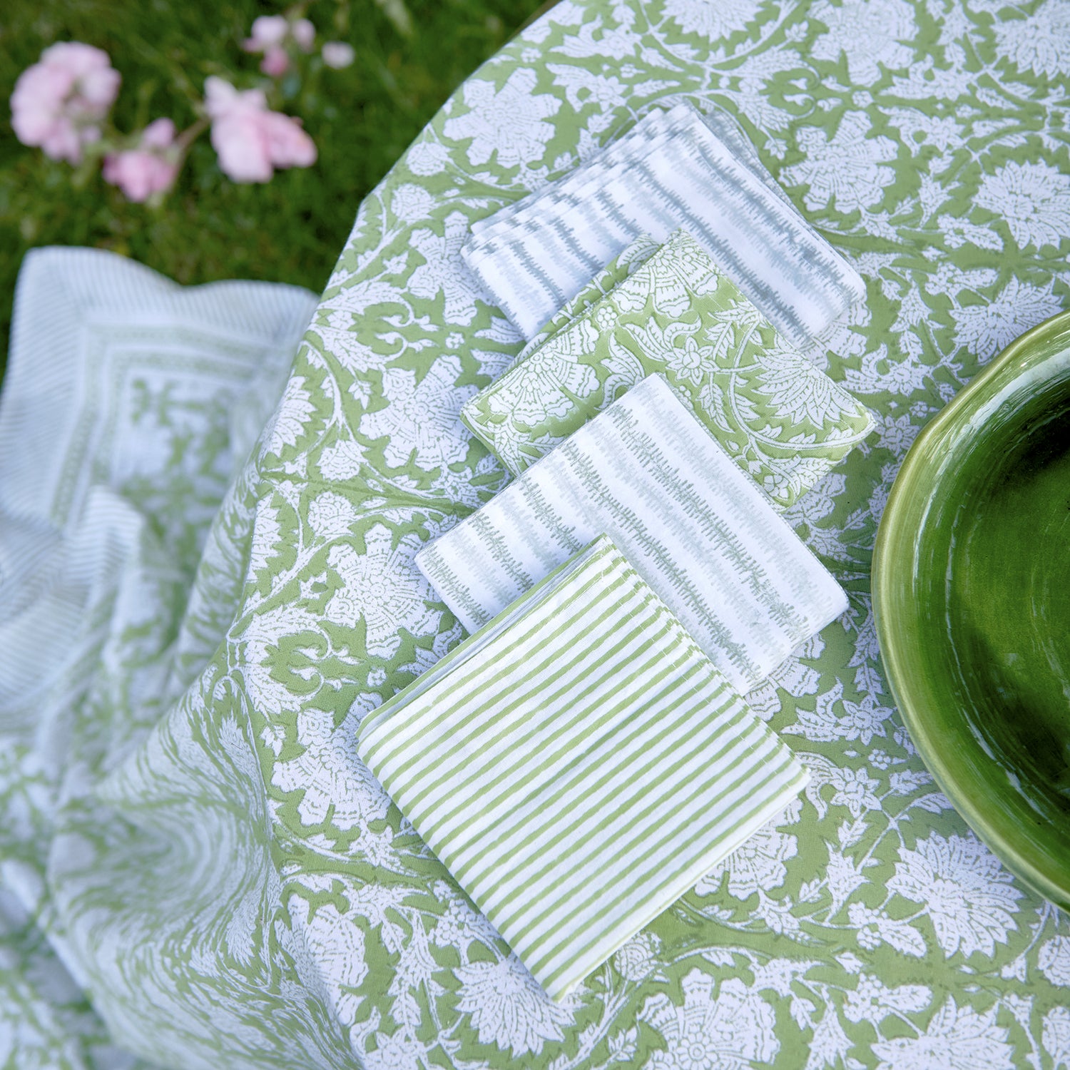 Cotton Tablecloth Paradise Design - Green