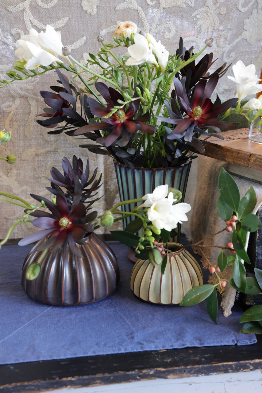Round Salon Vase - Large