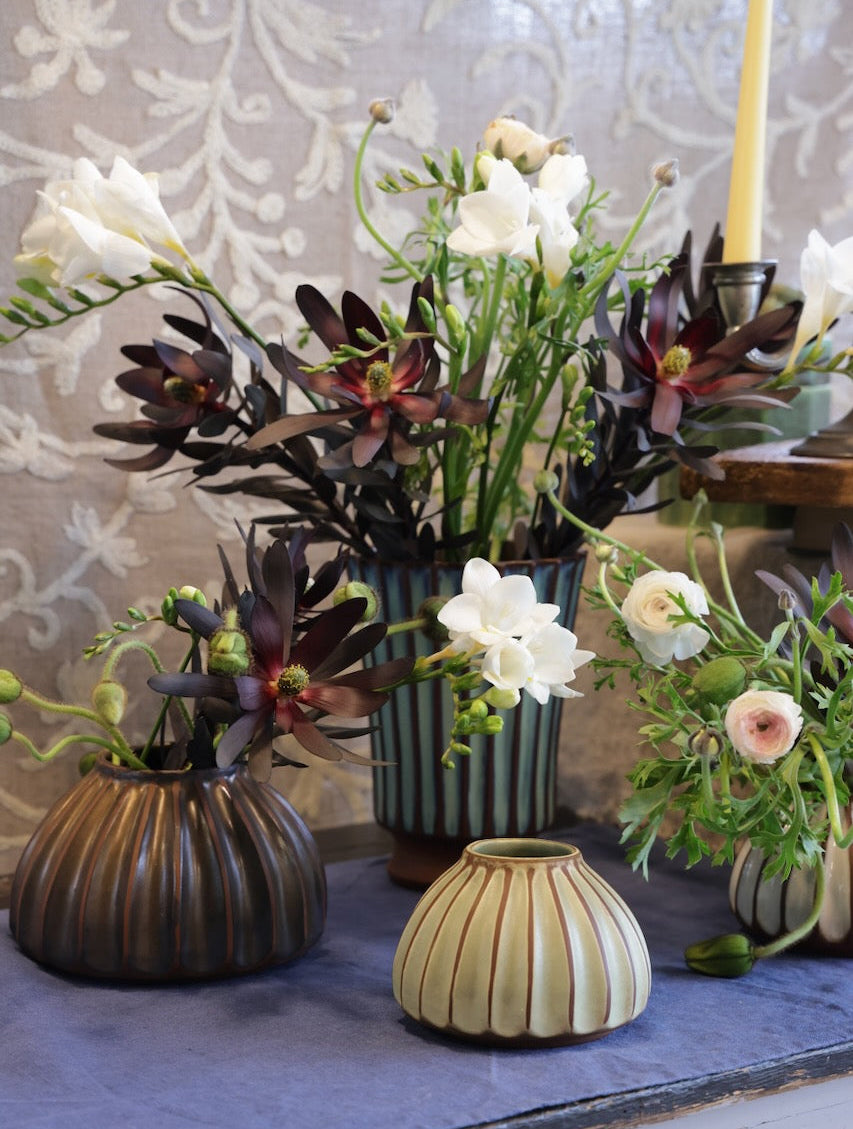 Round Salon Vase - Small