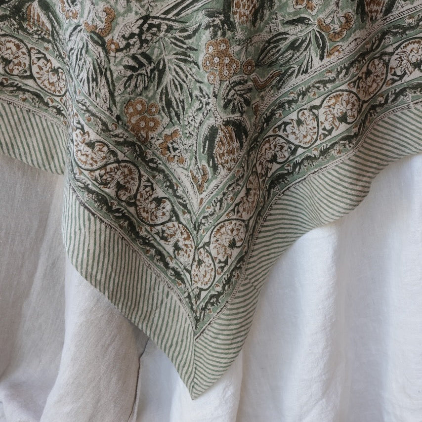 Linen Tablecloth Parrot - Seafoam