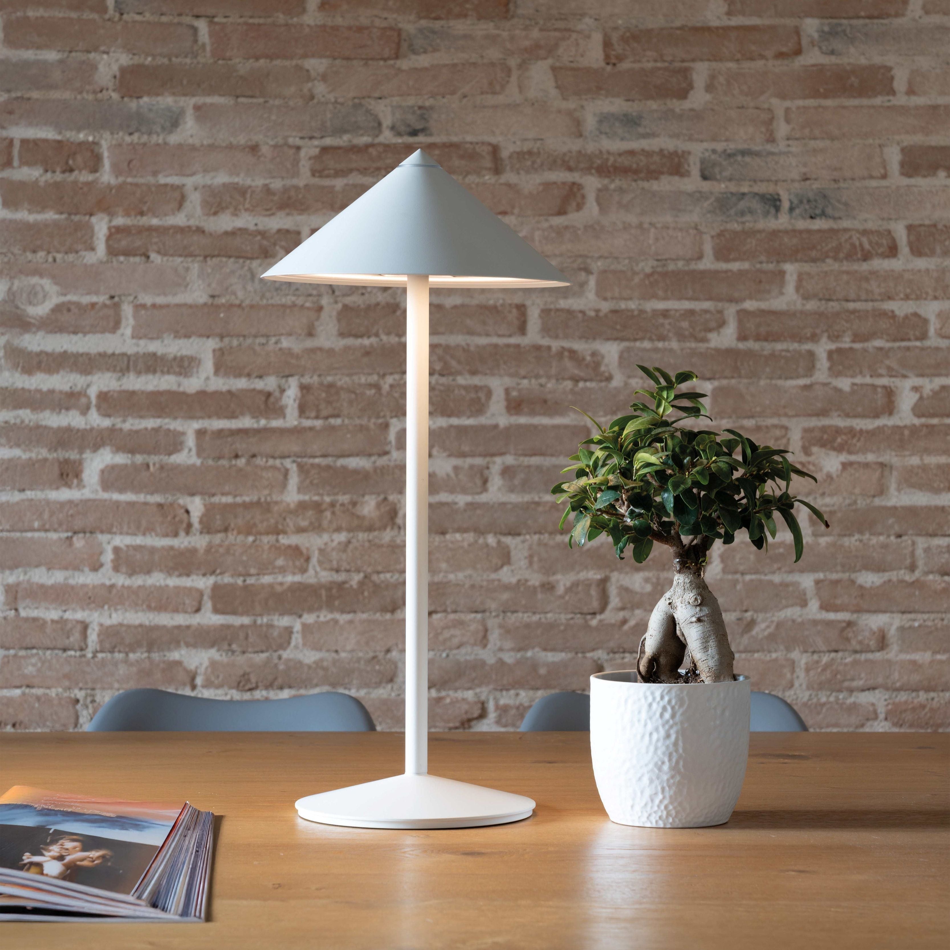 Zafferano_LAP_Pina-L-Desk_LD2660B3_2.jpg