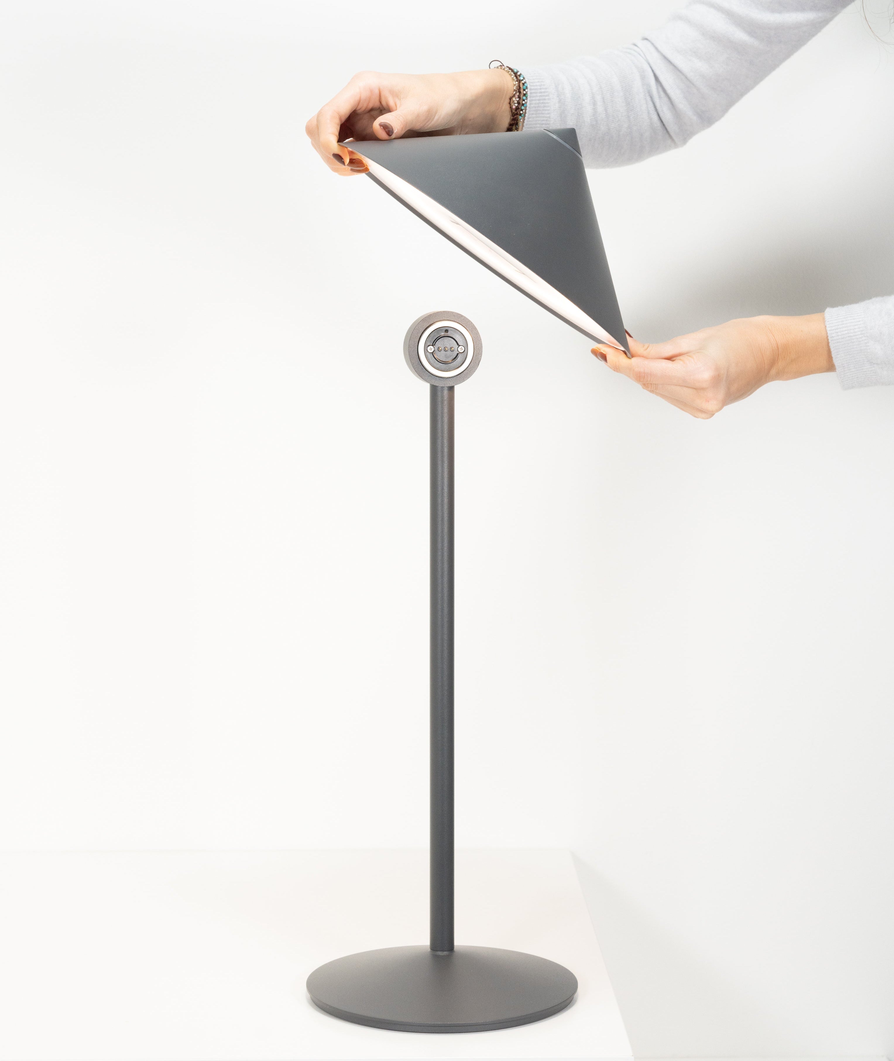 PINA L Desk Lamp - PRE ORDER FOR SPRING