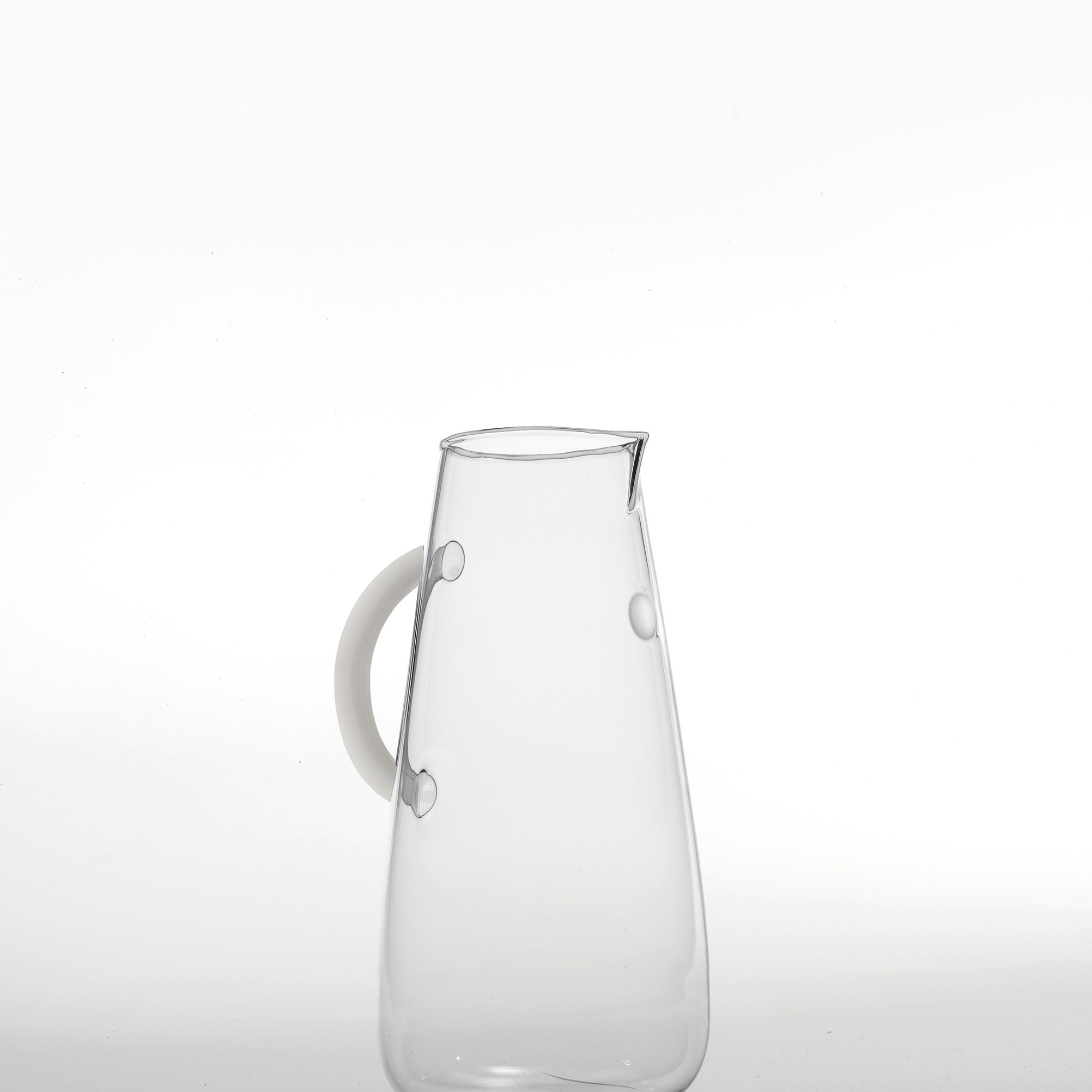 UNICHE Carafe and Bottle